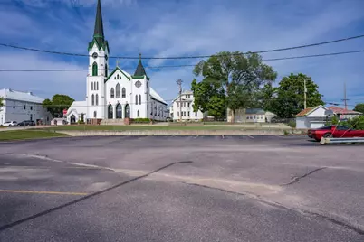401 E State Street, Mauston, WI 53948 - Photo 12