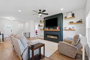 2224 Otteson Dr, Stoughton, WI 53589 - Photo 8
