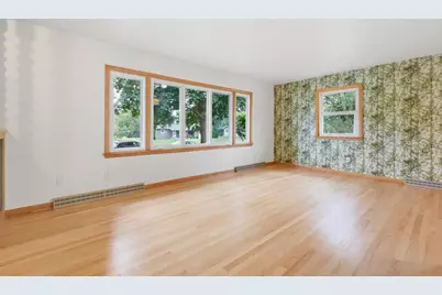 607 Hillcrest Drive, Oregon, WI 53575 - Photo 6