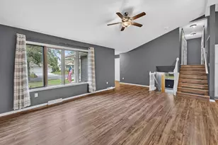 4713 Dream Ln, Madison, WI 53718 - Photo 6