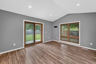 4713 Dream Ln, Madison, WI 53718 - Photo 14