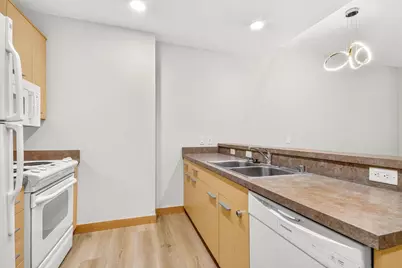 309 W Washington Avenue #104, Madison, WI 53703 - Photo 10