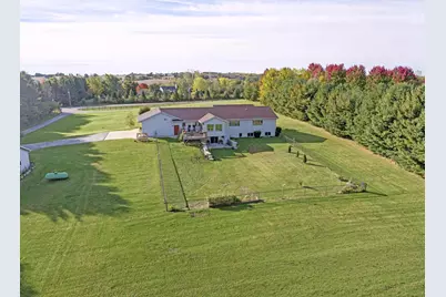 7920 County Road Pd, Verona, WI 53593 - Photo 4