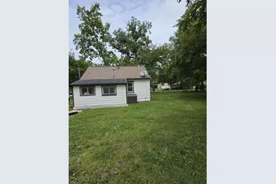 234 E South Avenue, Beloit, WI 53511 - Photo 2
