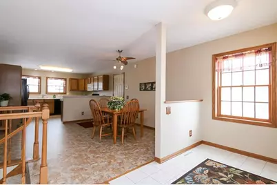 8430 Elderberry Road, Madison, WI 53707 - Photo 4