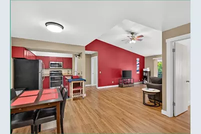 1026 S Sunnyvale Lane #H, Madison, WI 53713 - Photo 4