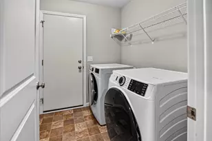 5872 Tranquility Trl, Madison, WI 53718 - Photo 24