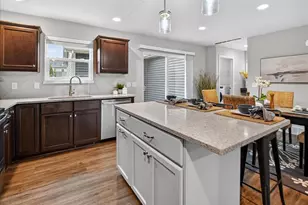 5872 Tranquility Trl, Madison, WI 53718 - Photo 18