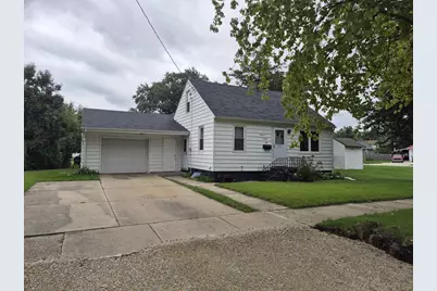 1121 Putnam Avenue, Janesville, WI 53546 - Photo 2