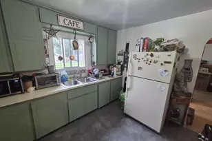 1121 Putnam Ave, Janesville, WI 53546 - Photo 8