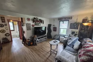 1121 Putnam Ave, Janesville, WI 53546 - Photo 4