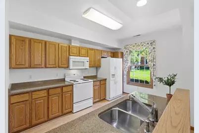 6017 Cottontail Trail, Madison, WI 53718 - Photo 10
