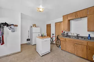 7205-7207 University Ave, Middleton, WI 53562 - Photo 6