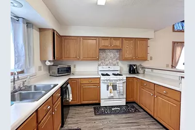 3344 Randolph Road, Janesville, WI 53546 - Photo 4