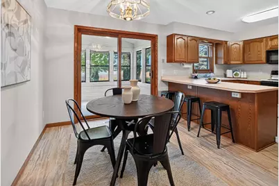 818 Edgemore Drive, Sun Prairie, WI 53590 - Photo 12