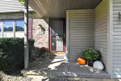 818 Edgemore Drive, Sun Prairie, WI 53590 - Photo 4