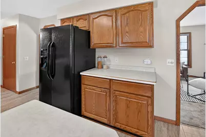 818 Edgemore Drive, Sun Prairie, WI 53590 - Photo 20