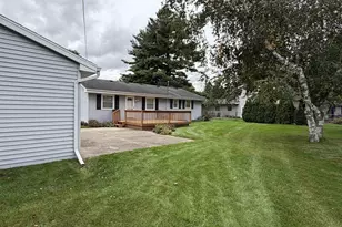 2211 E Easy St, Beloit, WI 53511 - Photo 30