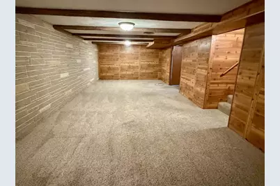 2211 E Easy Street, Beloit, WI 53511 - Photo 24