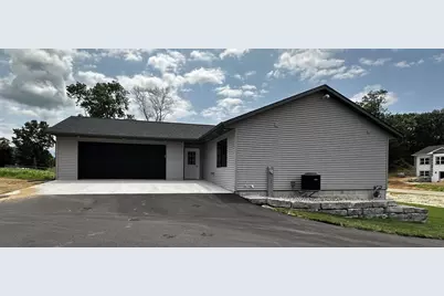 328 Brooke Circle, Montello, WI 53949 - Photo 2