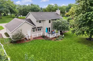 711 E Azalea Terrace, Beloit, WI 53511 - Photo 40
