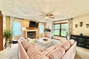 711 E Azalea Terrace, Beloit, WI 53511 - Photo 16
