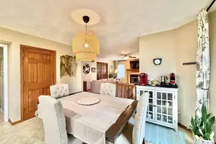 711 E Azalea Terrace, Beloit, WI 53511 - Photo 10