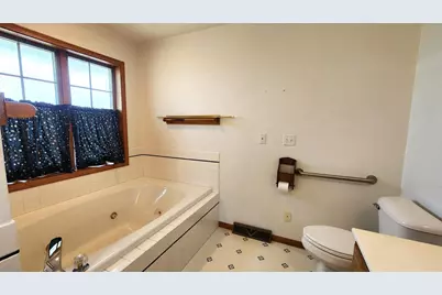 11056 Center Road, Durand, IL 61024 - Photo 22