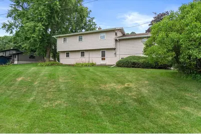 2305 Patricia Lane, Waukesha, WI 53188 - Photo 4