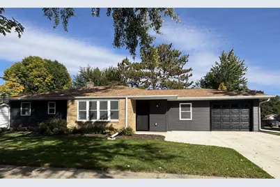 828 N Harmony Drive, Janesville, WI 53545 - Photo 1
