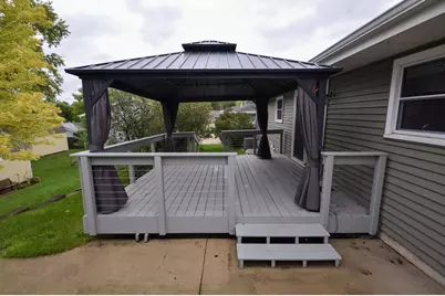 465 Raintree Drive, Fort Atkinson, WI 53538 - Photo 6