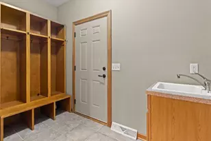1712 Birch Ct, Janesville, WI 53545 - Photo 10