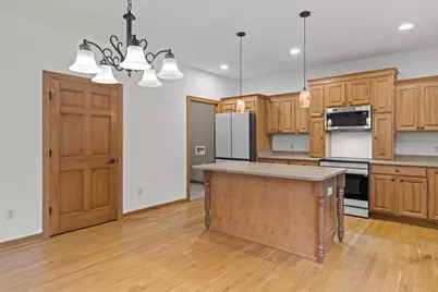 1712 Birch Court, Janesville, WI 53545 - Photo 8