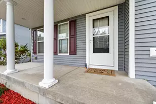 714 Color Peak Rd, Madison, WI 53593 - Photo 2