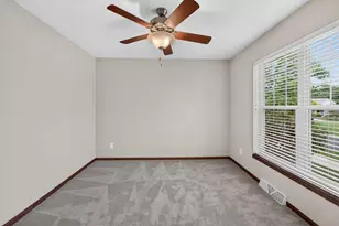 714 Color Peak Rd, Madison, WI 53593 - Photo 10