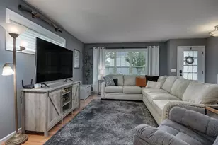 6982 Reston Heights Dr, Madison, WI 53718 - Photo 4