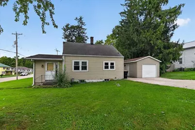301 N Stevenson Street, DeForest, WI 53598 - Photo 2