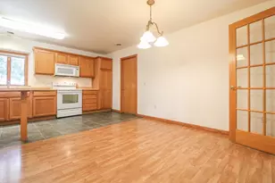 112 Oxford Ln, Cambridge, WI 53523 - Photo 6