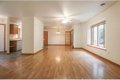 112 Oxford Lane, Cambridge, WI 53523 - Photo 4