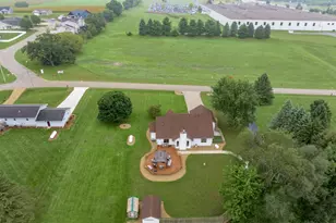 E6786 Fawn Valley Dr, Reedsburg, WI 53959 - Photo 10