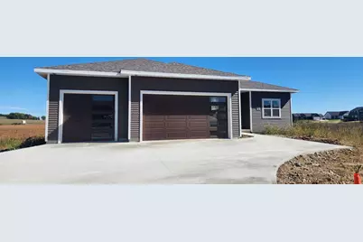 981 Bell Circle, Arlington, WI 53911 - Photo 2