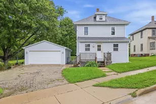 516 E Fulton St, Edgerton, WI 53534 - Photo 1