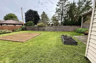 2223 8th St, Monroe, WI 53566 - Photo 28