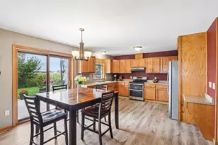 304 4th St, Brooklyn, WI 53521 - Photo 16