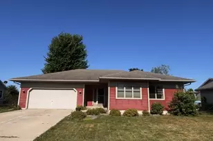 304 4th St, Brooklyn, WI 53521 - Photo 66