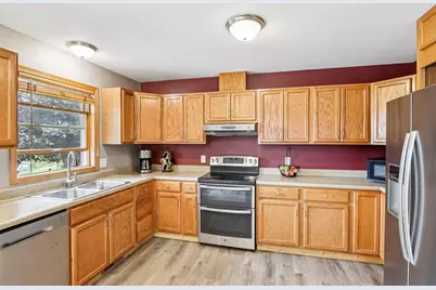 304 4th Street, Brooklyn, WI 53521 - Photo 18