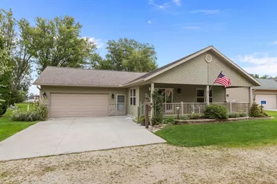 266 E Front Street, Marquette, WI 53947 - Photo 32