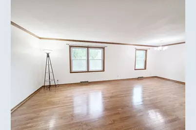 4211 Wilshire Lane, Janesville, WI 53546 - Photo 6