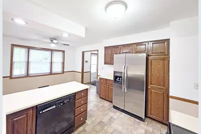 4211 Wilshire Lane, Janesville, WI 53546 - Photo 10