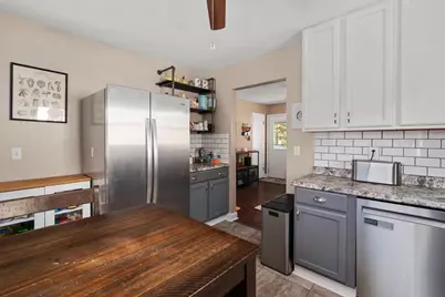 2439 Iva Court, Beloit, WI 53511 - Photo 6